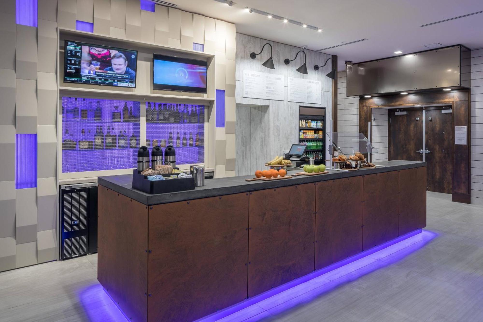 Courtyard By Marriott Houston Heights/I-10 Hotel Eksteriør billede