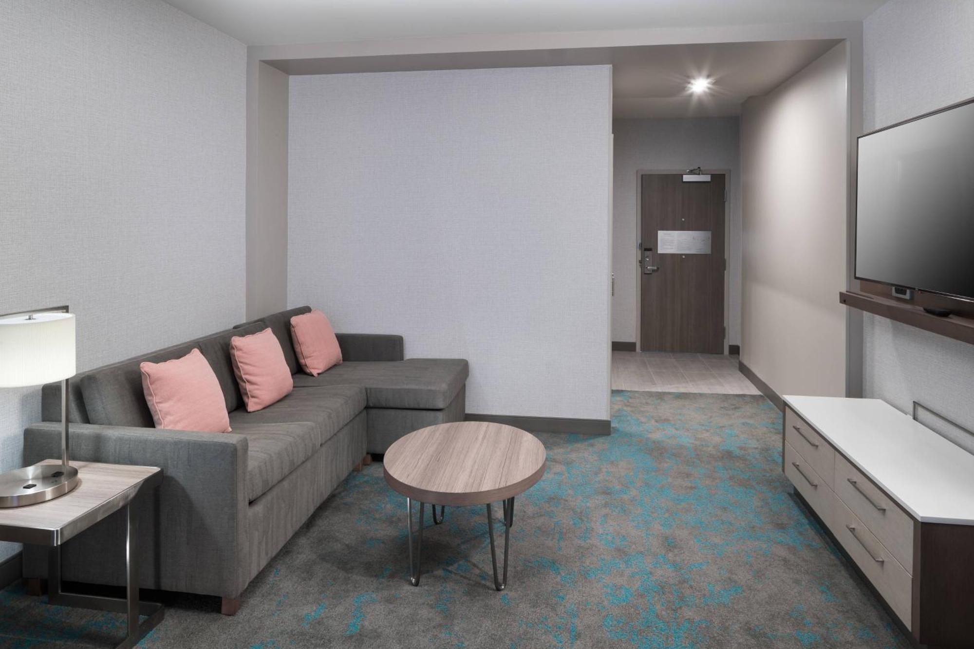 Courtyard By Marriott Houston Heights/I-10 Hotel Eksteriør billede